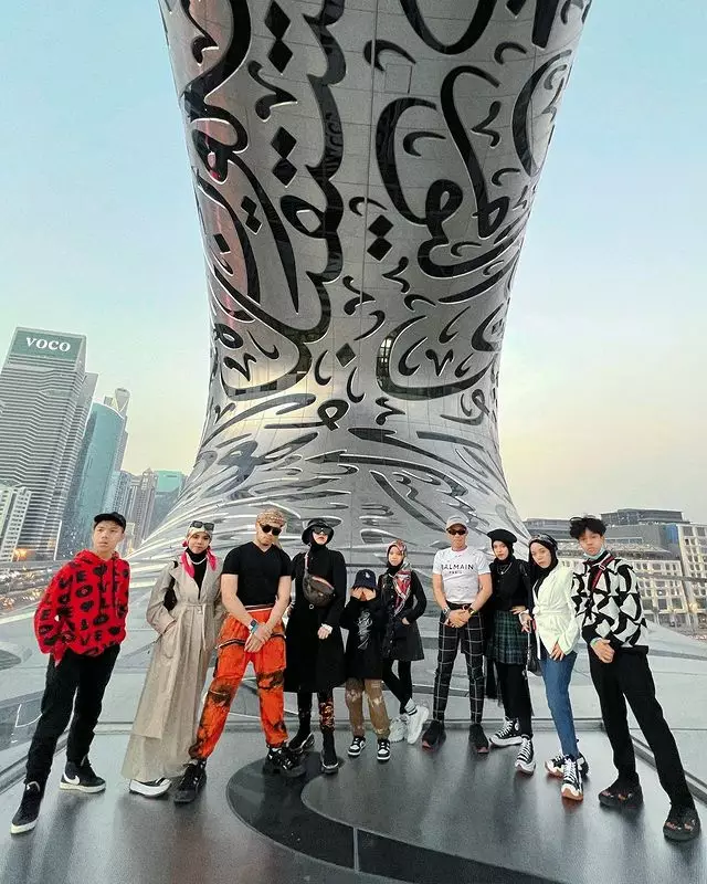 keluarga Halilintar liburan di Dubai © Instagram/@genifaruk keluarga Halilintar liburan di Dubai © Instagram/@genifaruk