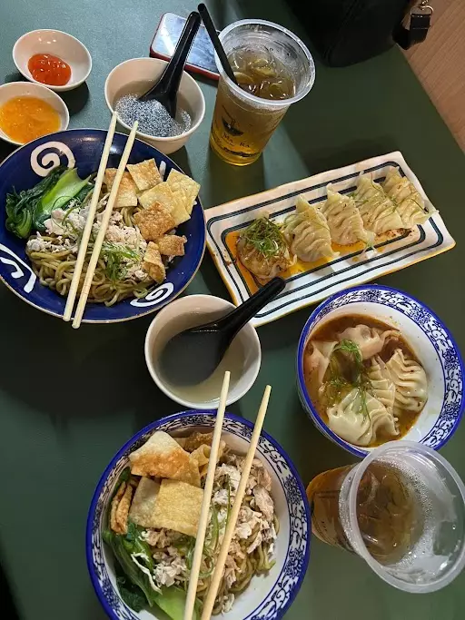 Spot kuliner malam Yogyakarta untuk buka bareng teman © berbagai sumber