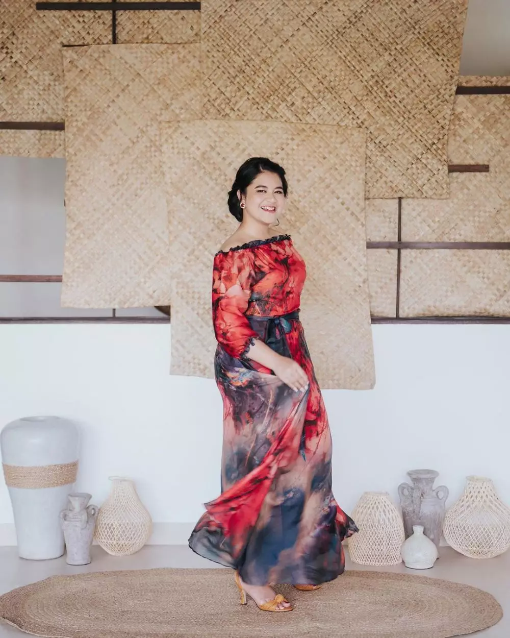 pemotretan terbaru kahiyang pakai gaun © instagram pemotretan terbaru kahiyang pakai gaun © instagram