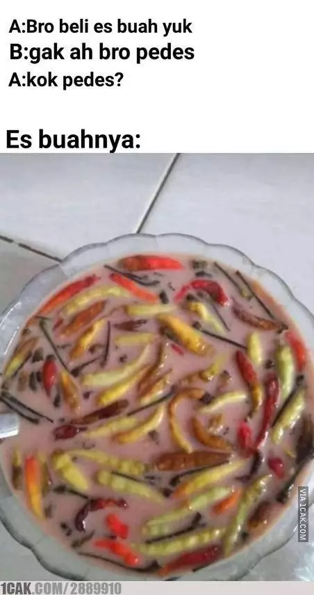 meme buka puasa pakai es © berbagai sumber