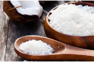 10 Cara ampuh menyimpan kelapa parut, nggak basi hingga 2 bulan