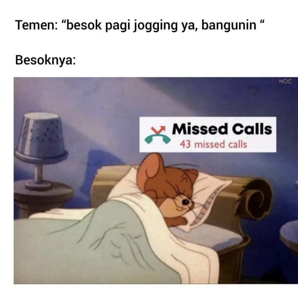 meme dibangunin tidur © berbagai sumber