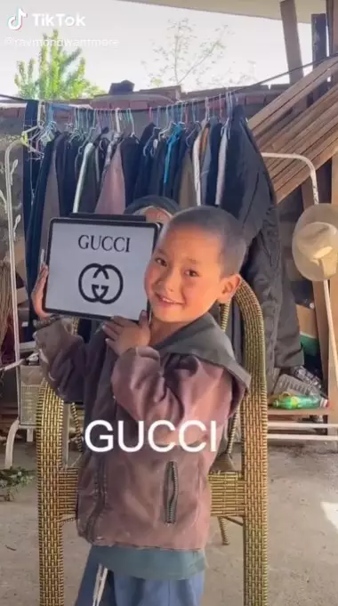 gaya fotogenik nenek-nenek ini keren abis © TikTok gaya fotogenik nenek-nenek ini keren abis © TikTok