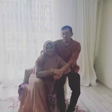 Rohimah beber alasan cerai dari suami Turki © 2022 Instagram 