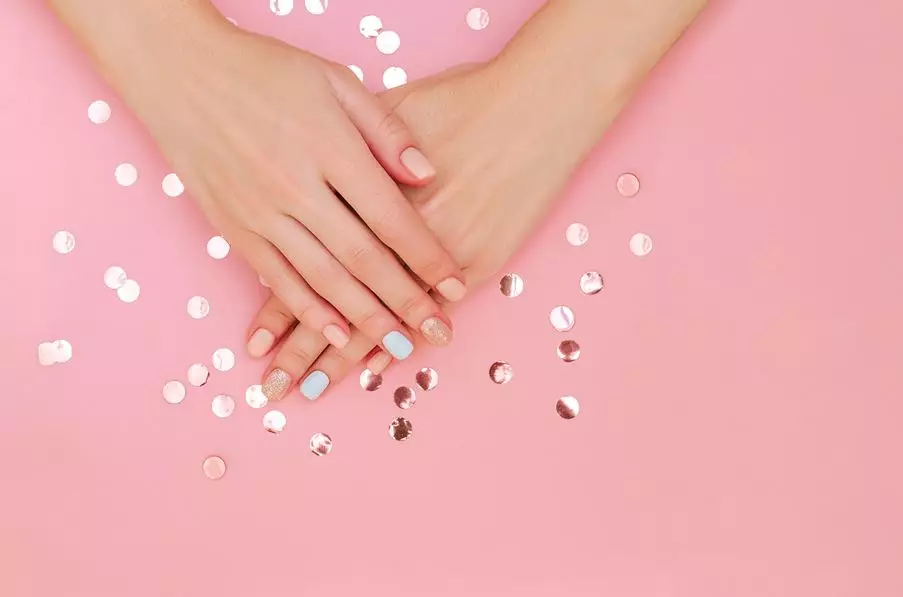 Teknik memotret nail arts © berbagai sumber Teknik memotret nail arts © berbagai sumber