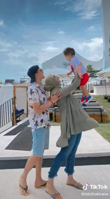 Citra Kirana bagikan momen manis dengan Rezky Aditya © TikTok