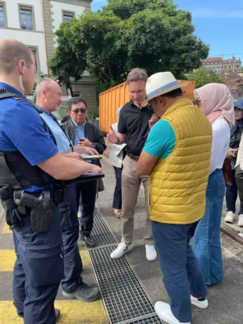 Ridwan Kamil bertemu dengan kepolisian Swiss © berbagai sumber