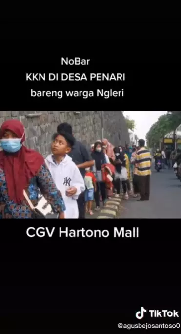 Warga lokasi syuting KKN di Desa Penari © TikTok