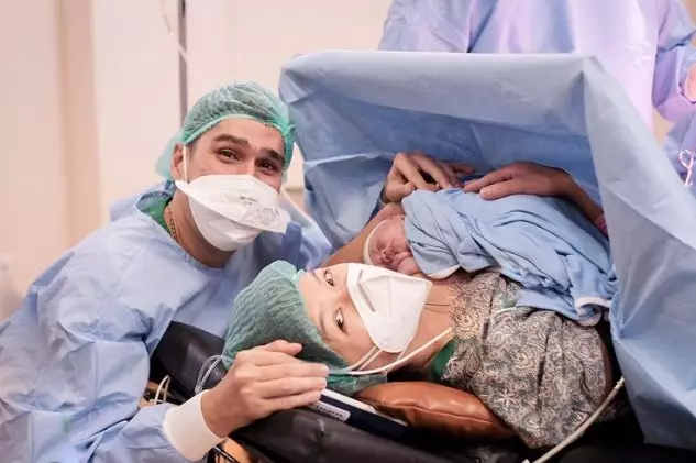 Istri Marcel Chandrawinata melahirkan anak pertama © Instagram