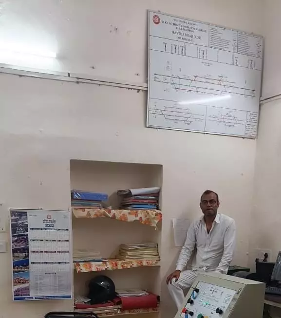 ular kobra di petugas kereta api © Berbagai Sumber ular kobra di petugas kereta api © Berbagai Sumber