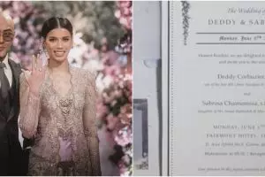 Sebar undangan nikah, gelar akademis 9 seleb ini bikin terkejut