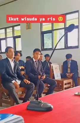 Kisah haru siswa yang peroleh penghormatan wisuda meski sudah meninggal TikTok