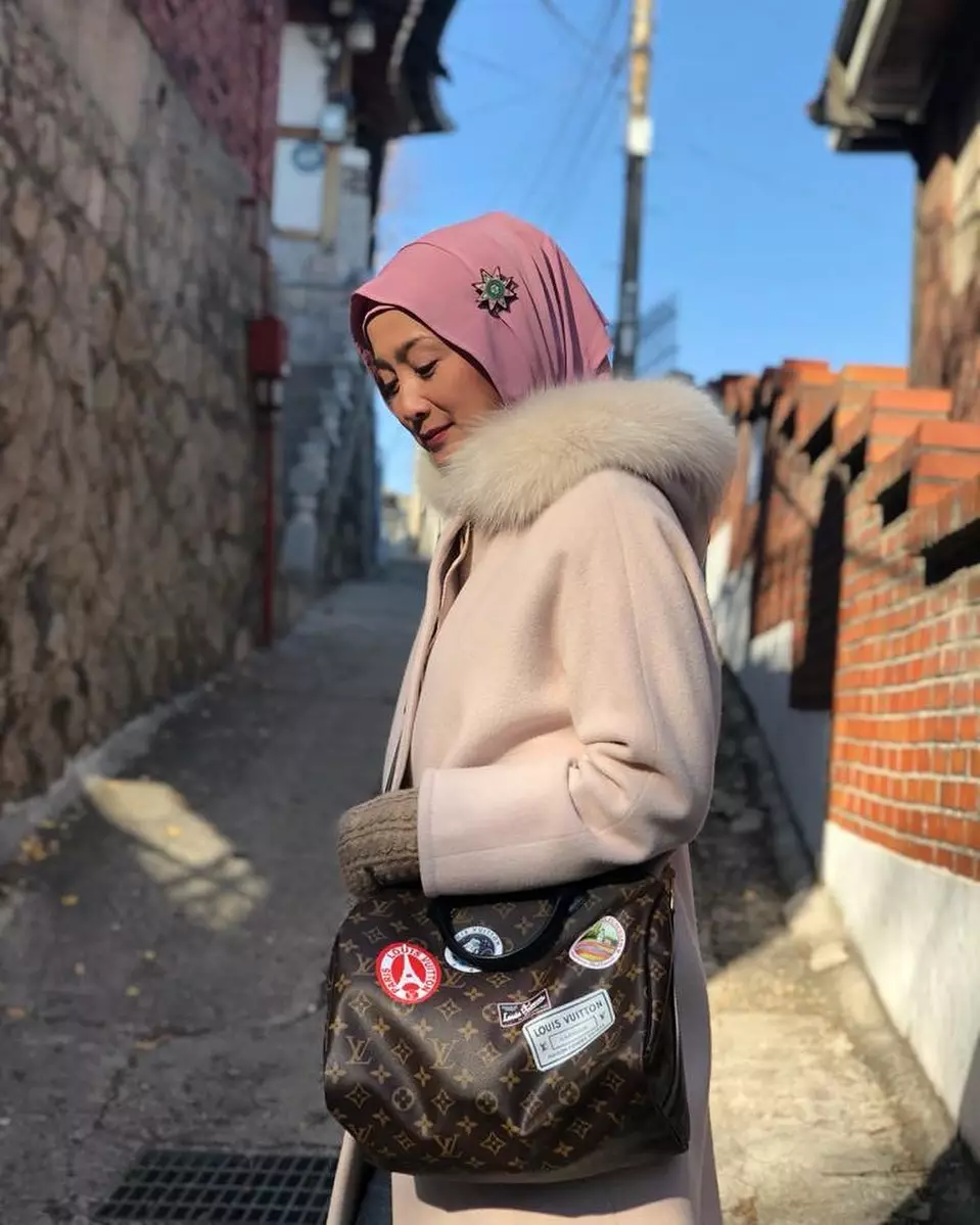 nassar dekat dengan desy ratnasari © berbagai sumber