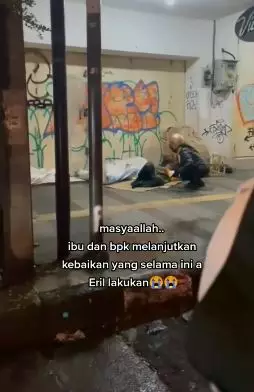 Ridwan Kamil dan Atalia Praratya, lanjutkan aksi kebaikan Eril © 2022 TikTok Ridwan Kamil dan Atalia Praratya, lanjutkan aksi kebaikan Eril © 2022 TikTok