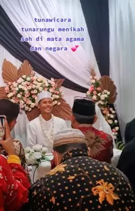 Pernikahan tunarungu dan tunawicara bikin haru TikTok Pernikahan tunarungu dan tunawicara bikin haru TikTok