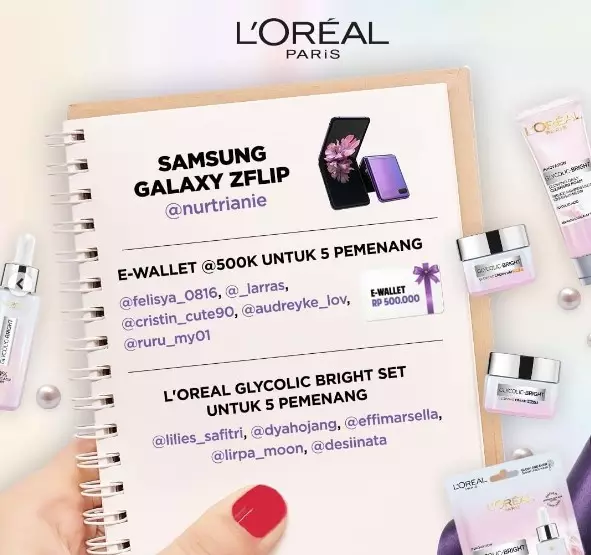 Kunci Cinta Laura tampil memesona © berbagai sumber