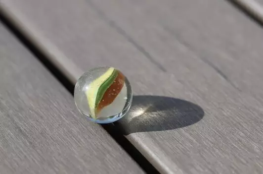 Arti mimpi bermain kelereng © 2022 berbagai sumber Arti mimpi bermain kelereng © 2022 berbagai sumber