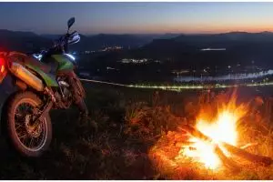 7 Ide lokasi memotret motor paling asyik saat touring, hasilnya apik