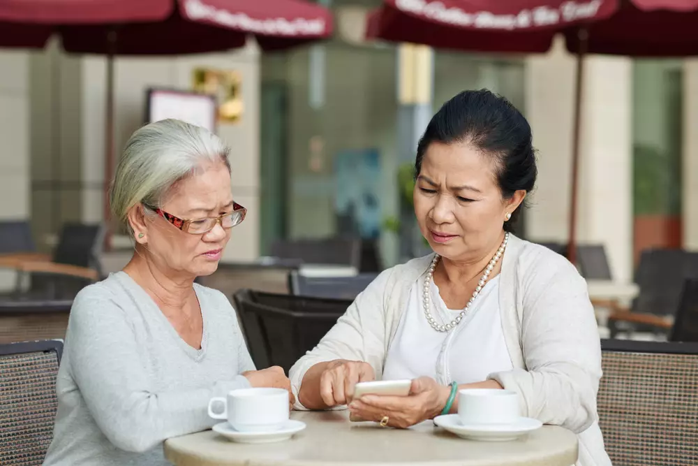 Fitur WhatsApp mudahkan orang tua saat chatting © 2022 brilio.net Fitur WhatsApp mudahkan orang tua saat chatting © 2022 brilio.net