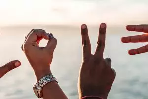 Tes ini tunjukkan cara mengartikan cinta sesuai urutan lahirmu