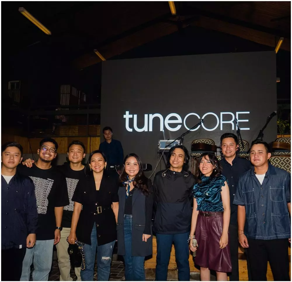 TuneCore © TuneCore