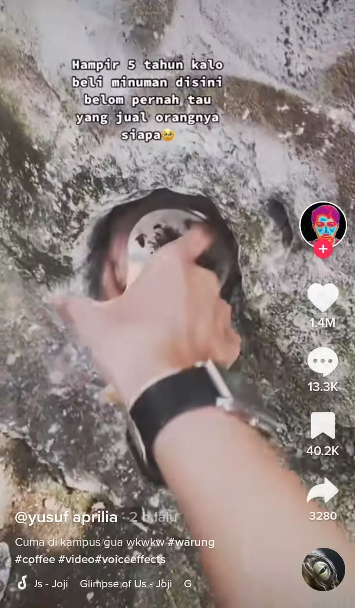 warung gaib Berbagai sumber