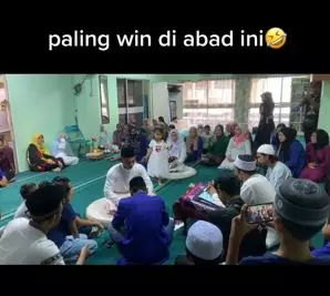 Aksi bocah lompat saat pengantin ijab kabul TikTok Aksi bocah lompat saat pengantin ijab kabul TikTok