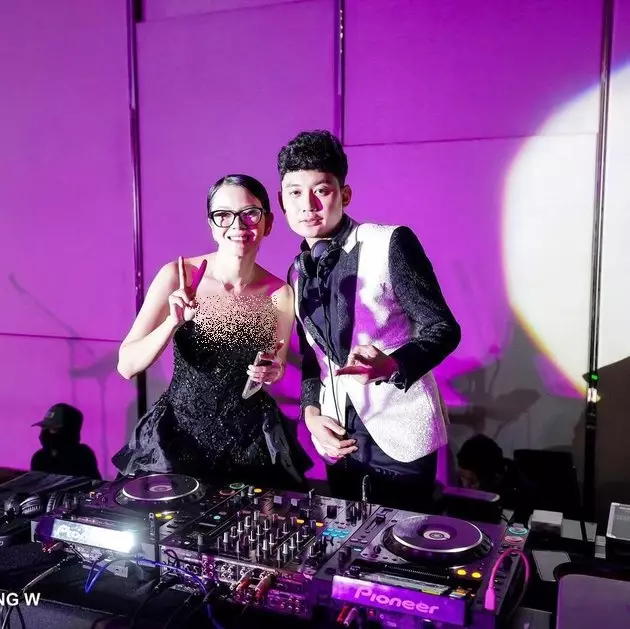 potret citra anidya kekasih juna di ultah adik © instagram potret citra anidya kekasih juna di ultah adik © instagram