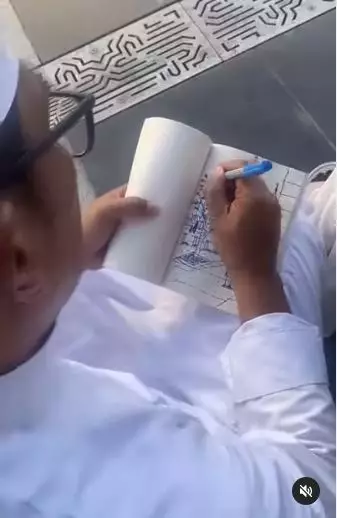 Ridwan Kamil Melukis Berbagai sumber