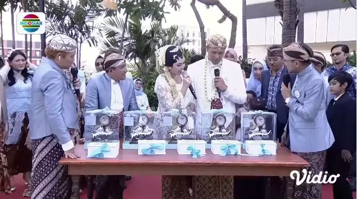 suvenir nikah via vallen dan chevra © vidio.com suvenir nikah via vallen dan chevra © vidio.com