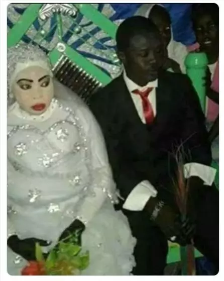 Potret makeup pengantin gagal Berbagai sumber