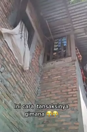Penampakan warung tak biasa, tingginya bak rumah rapunzel TikTok Penampakan warung tak biasa, tingginya bak rumah rapunzel TikTok