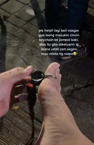 Iseng sambil menunggu pesanan, jempol pria ini alami hal tak terduga TikTok