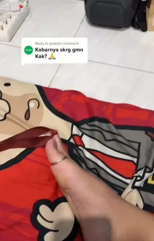 Iseng sambil menunggu pesanan, jempol pria ini alami hal tak terduga TikTok