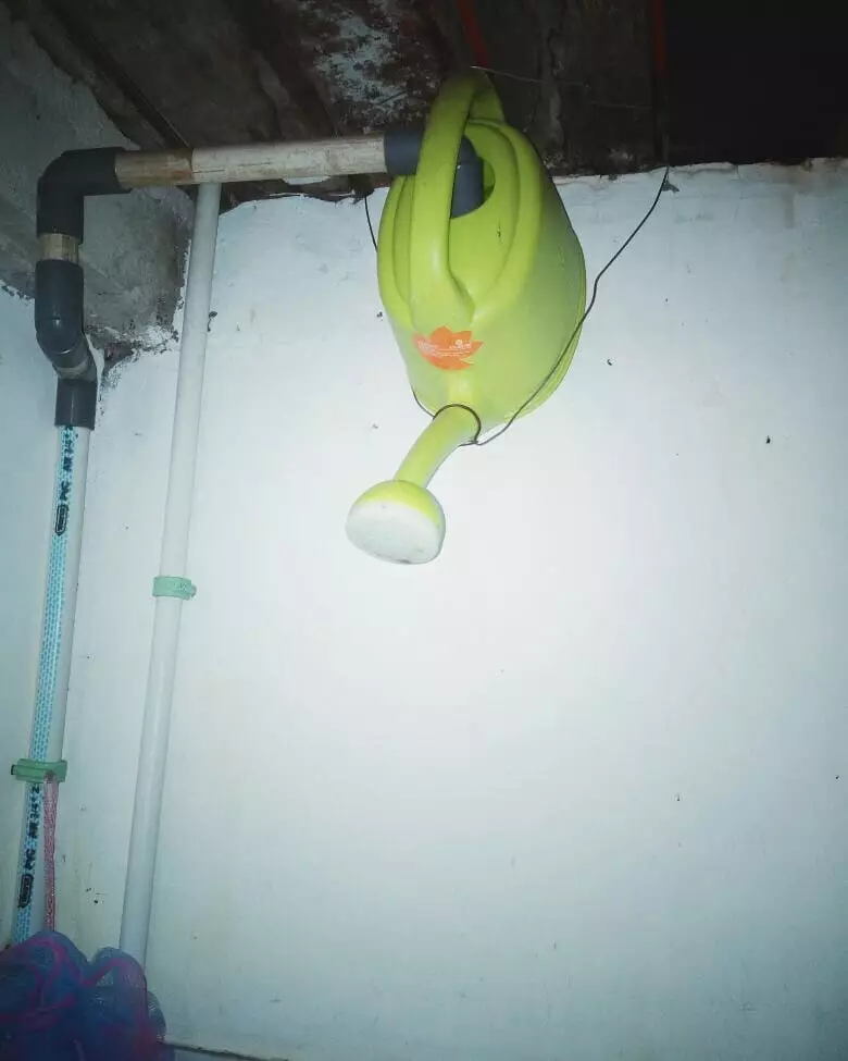 hasil karya di kamar mandi yang kocak © berbagai sumber