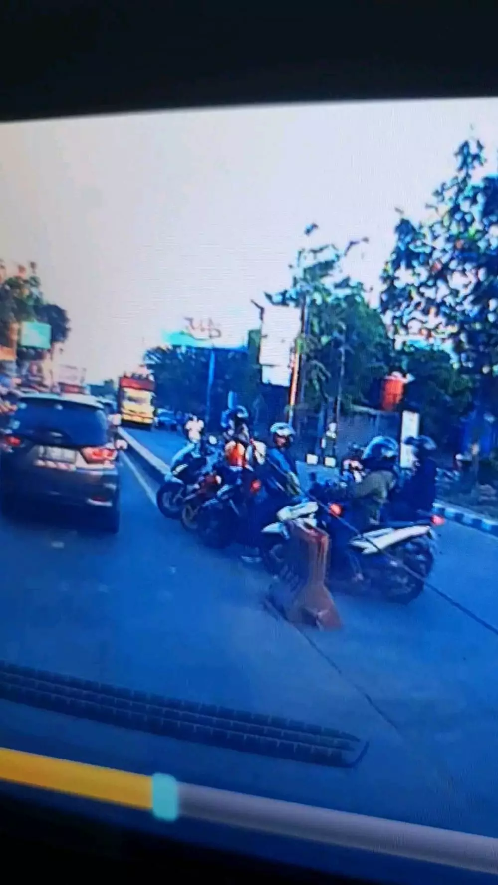 penumpang ojek online kena apes © berbagai sumber