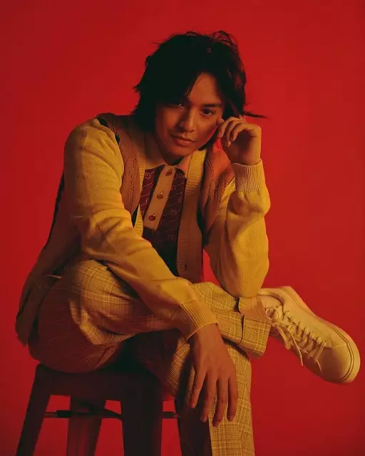 Inspirasi outfit Angga Yunanda © berbagai sumber