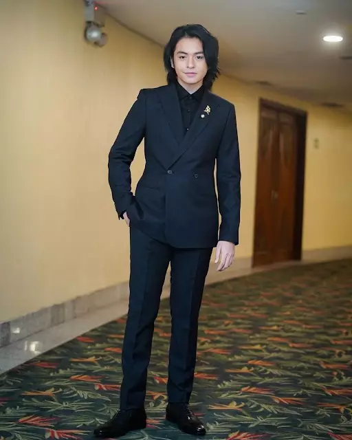 Inspirasi outfit Angga Yunanda © berbagai sumber