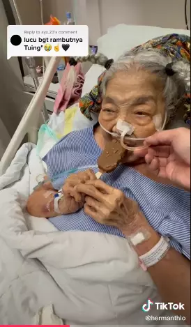 Tingkah nenek makan es krim menggemaskan Tiktok