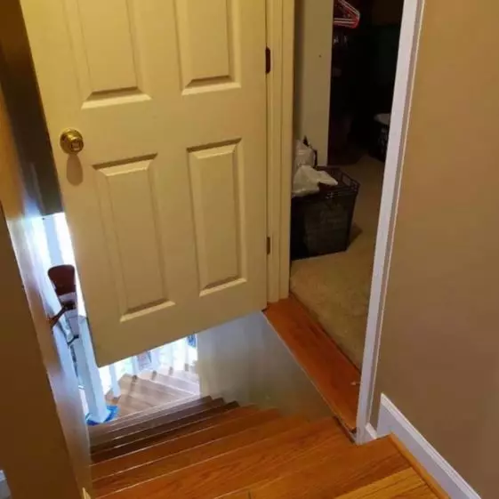 Potret bangunan absurd ini bikin orang gagal pahami fungsinya Berbagai sumber