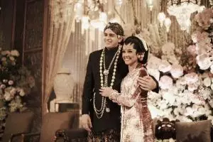 11 Pesona Mutiara Baswedan dari lamaran hingga nikah, tampil stunning