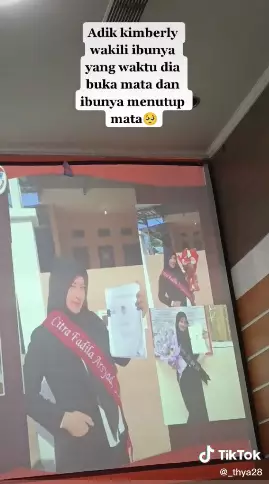 Bayi 4 bulan wakili wisuda sang ibunda Tiktok  Bayi 4 bulan wakili wisuda sang ibunda Tiktok