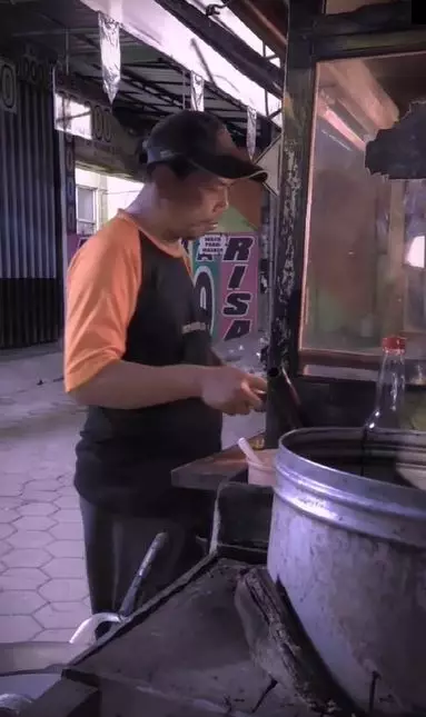 Kisah pilu pedagang nasi goreng Berbagai sumber