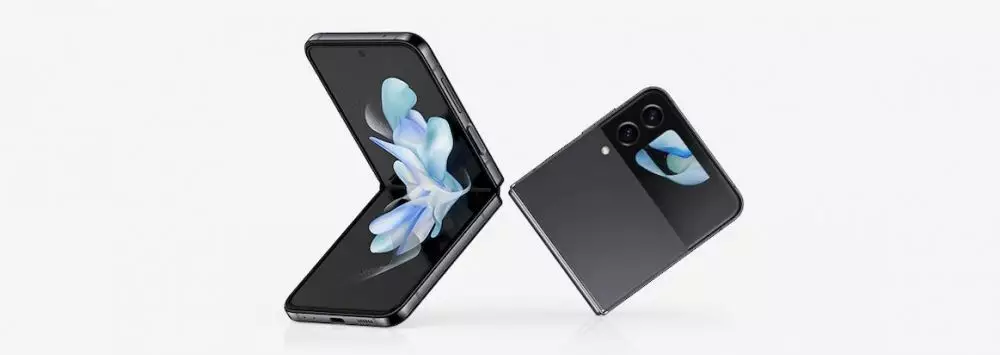 Ide pose OOTD bertema Hari Kemerdekaan © berbagai sumber