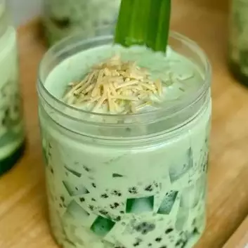 21 Cara membuat es buko pandan, segar dan praktis
