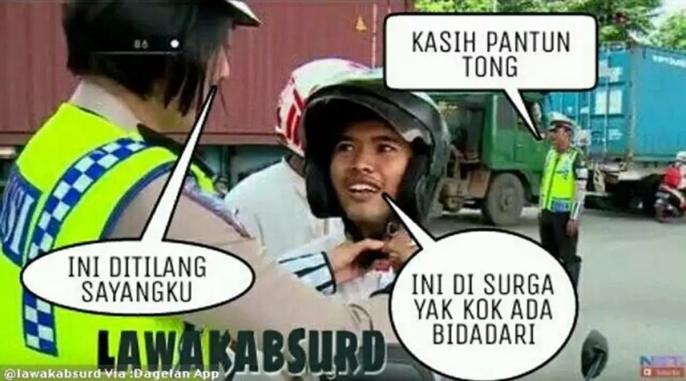 Momen kocak saat ditilang polisi Berbagai sumber