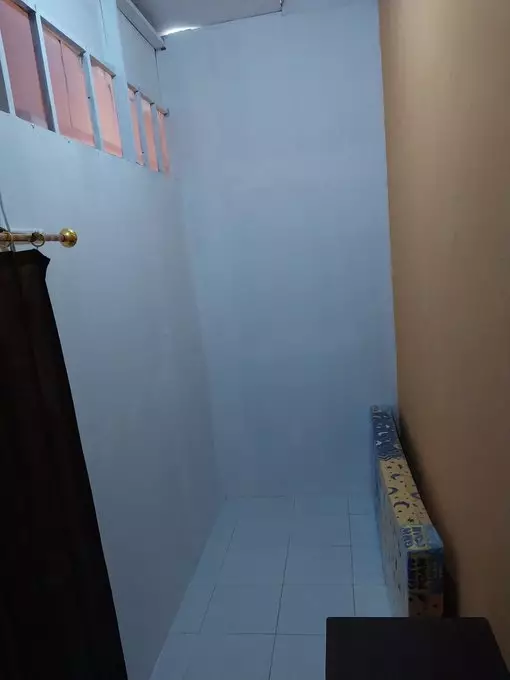 kos-kosan 9 juta sempit sekali © berbagai sumber kos-kosan 9 juta sempit sekali © berbagai sumber