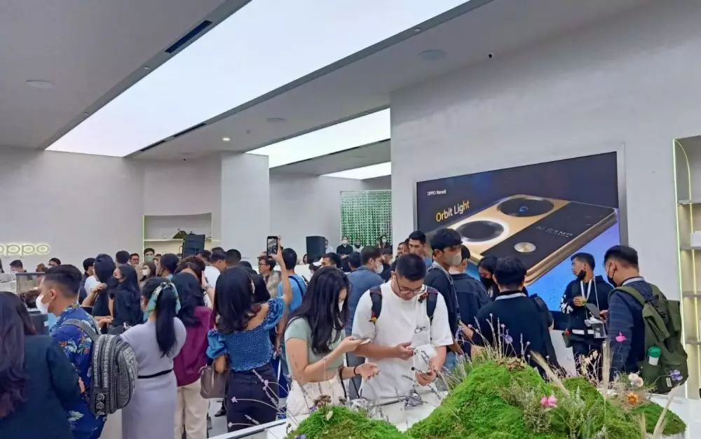 Oppo Reno8 Perdana © 2022 brilio.net Oppo Reno8 Perdana © 2022 brilio.net