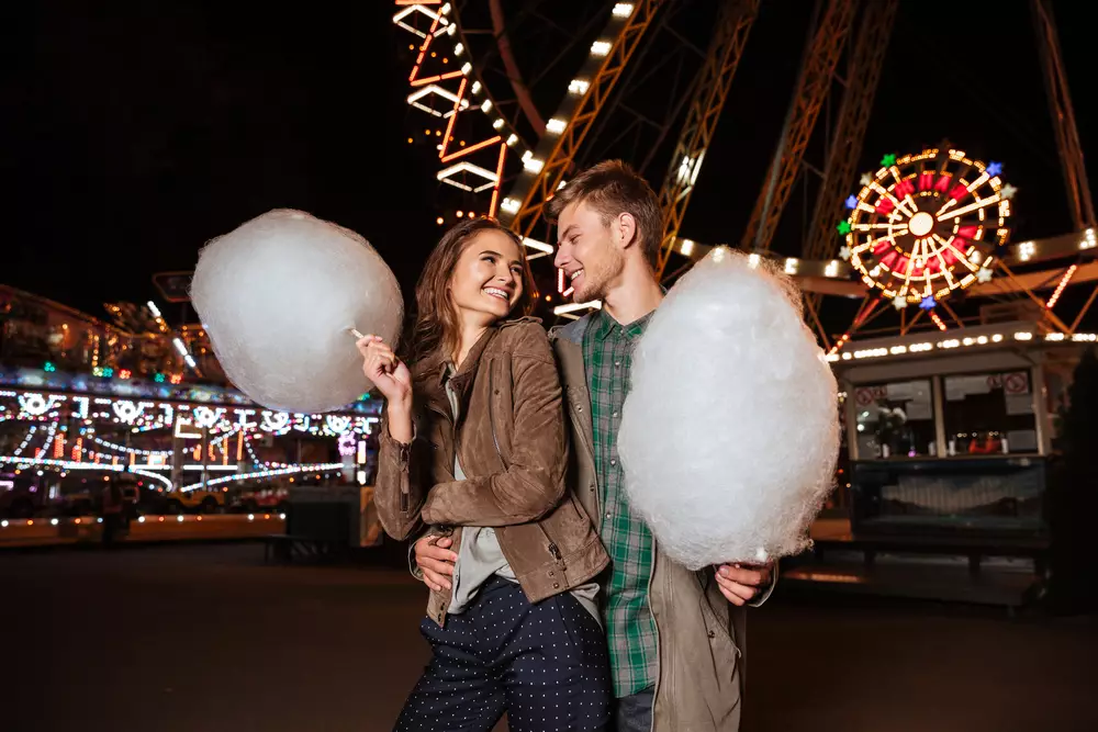 pose prewedding di malam hari © berbagai sumber