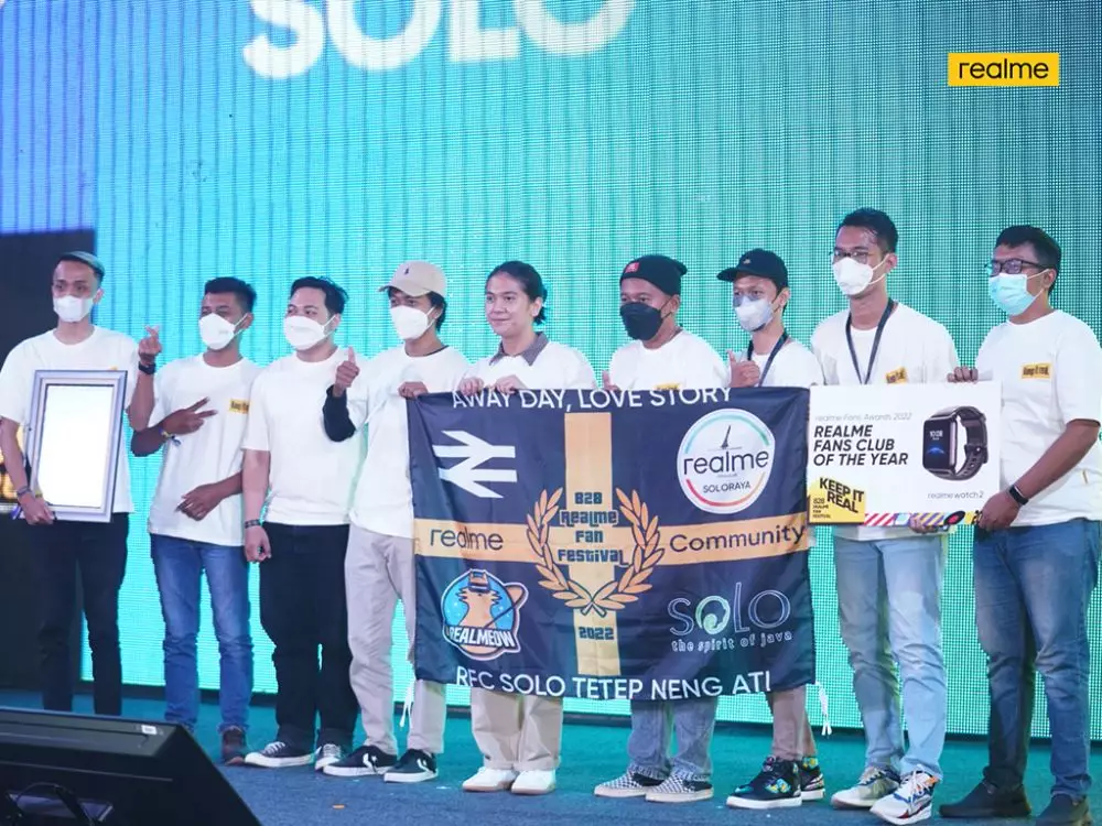  realme 828 Fan Festival © berbagai sumber